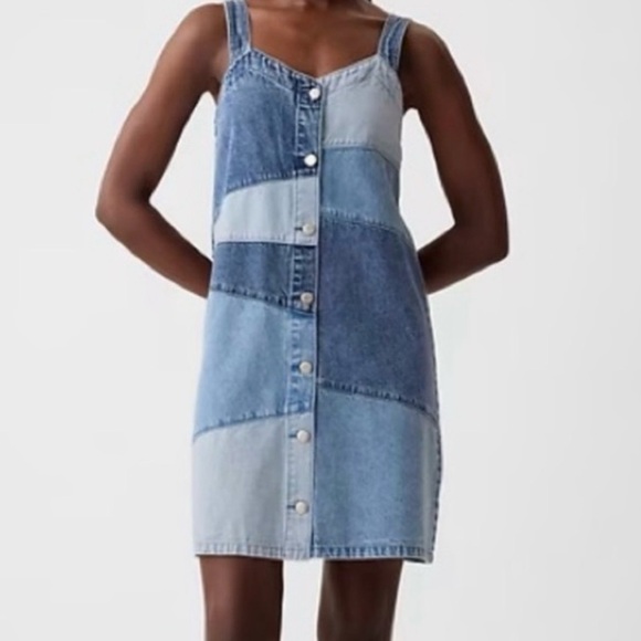 GAP Dresses & Skirts - GAP Sleeveless Patchwork Denim Midi Dress in Light and Medium Blue